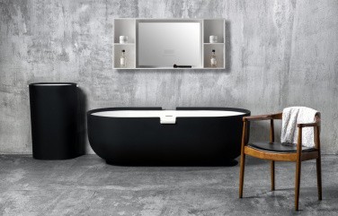 Как разместить отдельностоящую ванну в маленькой комнате?